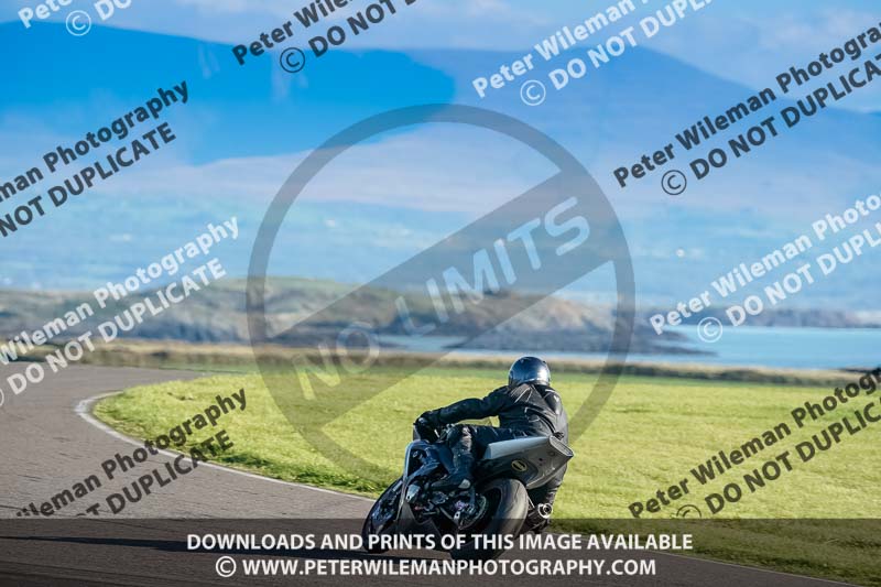 anglesey no limits trackday;anglesey photographs;anglesey trackday photographs;enduro digital images;event digital images;eventdigitalimages;no limits trackdays;peter wileman photography;racing digital images;trac mon;trackday digital images;trackday photos;ty croes